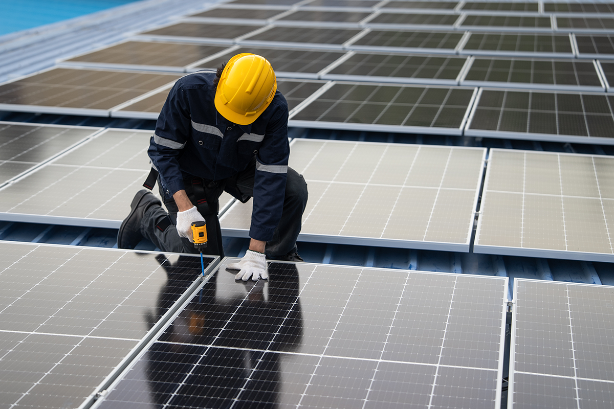 Repairing damaged solar panels